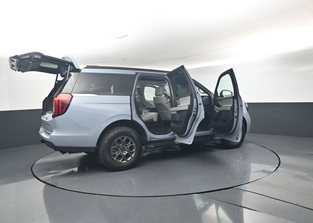 2026 Ford Expedition Active 202A