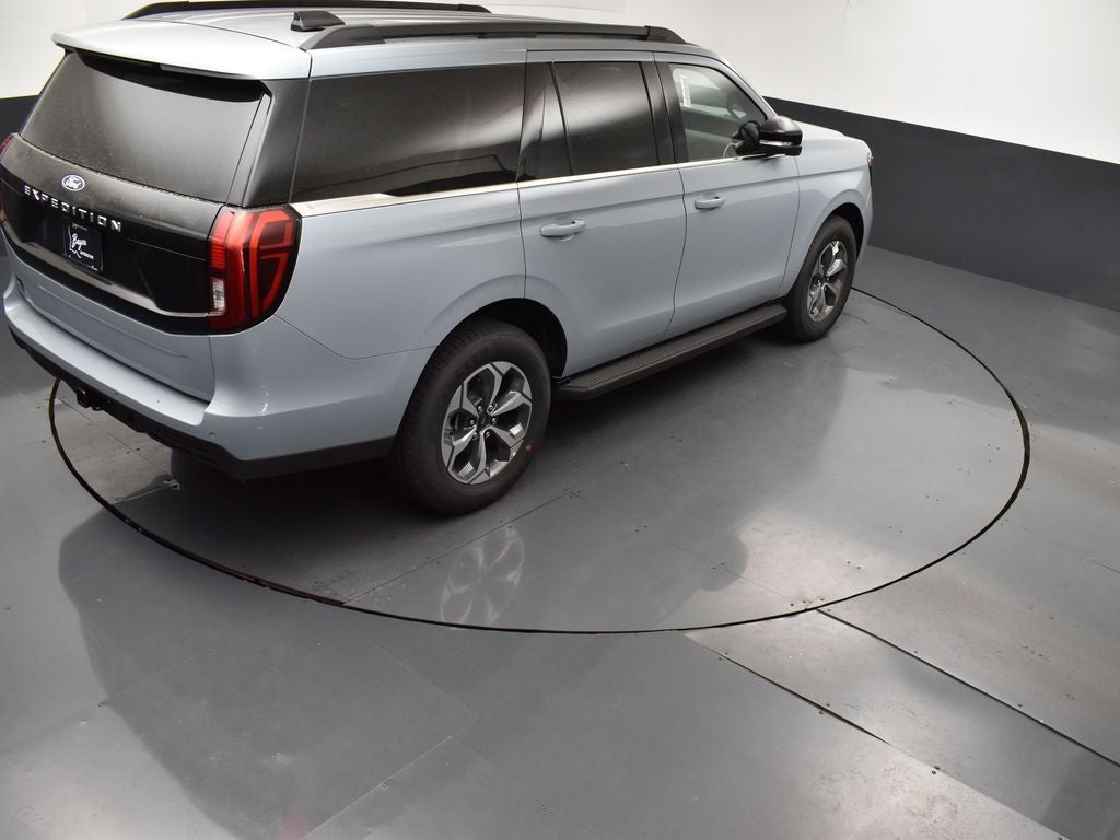 2027 Ford Expedition Active 202A