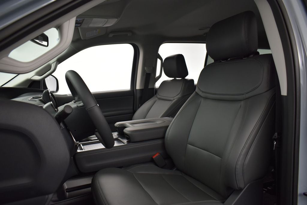 2027 Ford Expedition Active 202A