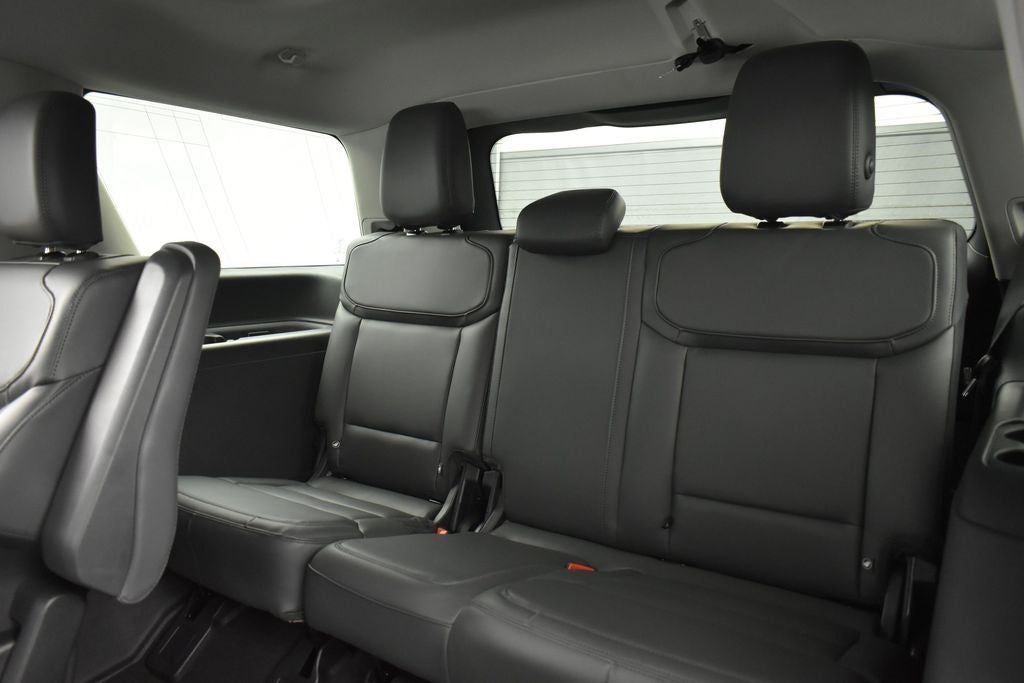 2027 Ford Expedition Active 202A
