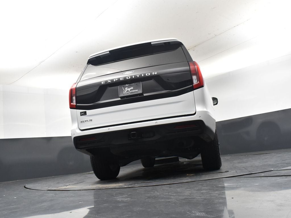 2025 Ford Expedition Active 202A