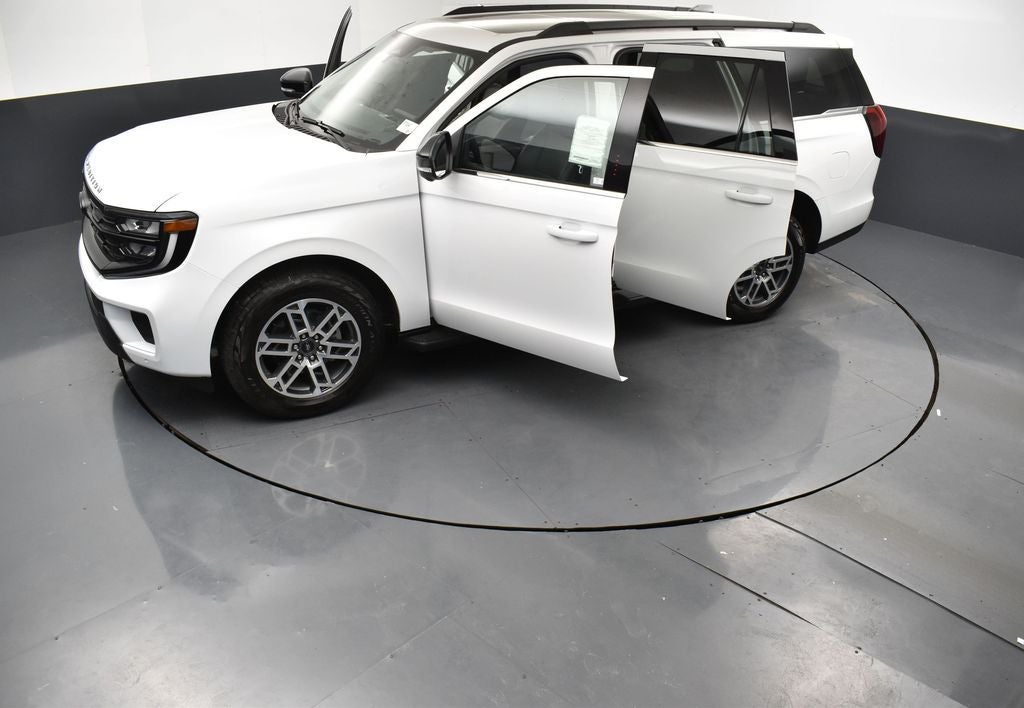 2025 Ford Expedition Active 202A