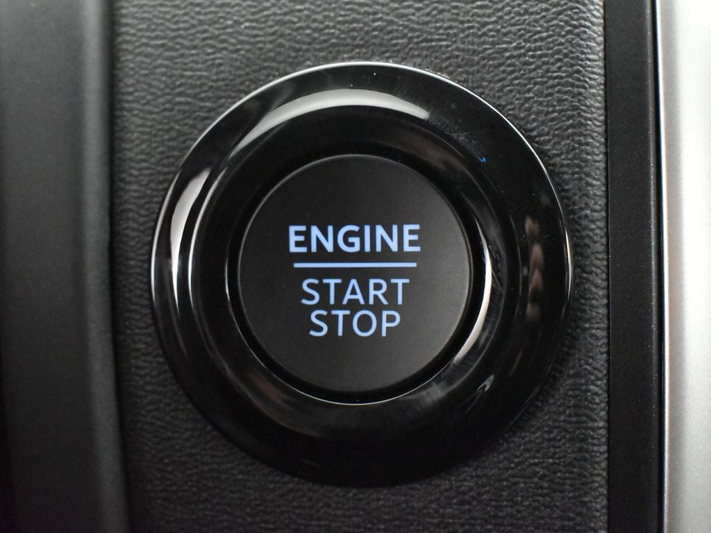 2025 Ford Expedition Active 202A