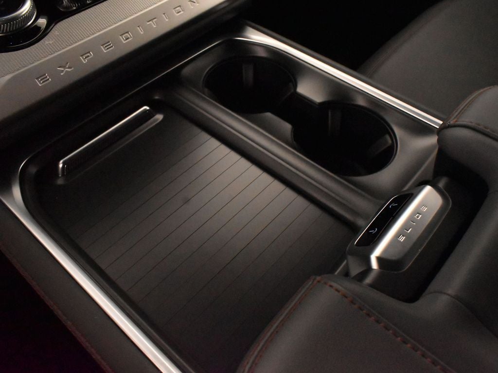 2025 Ford Expedition Active 202A