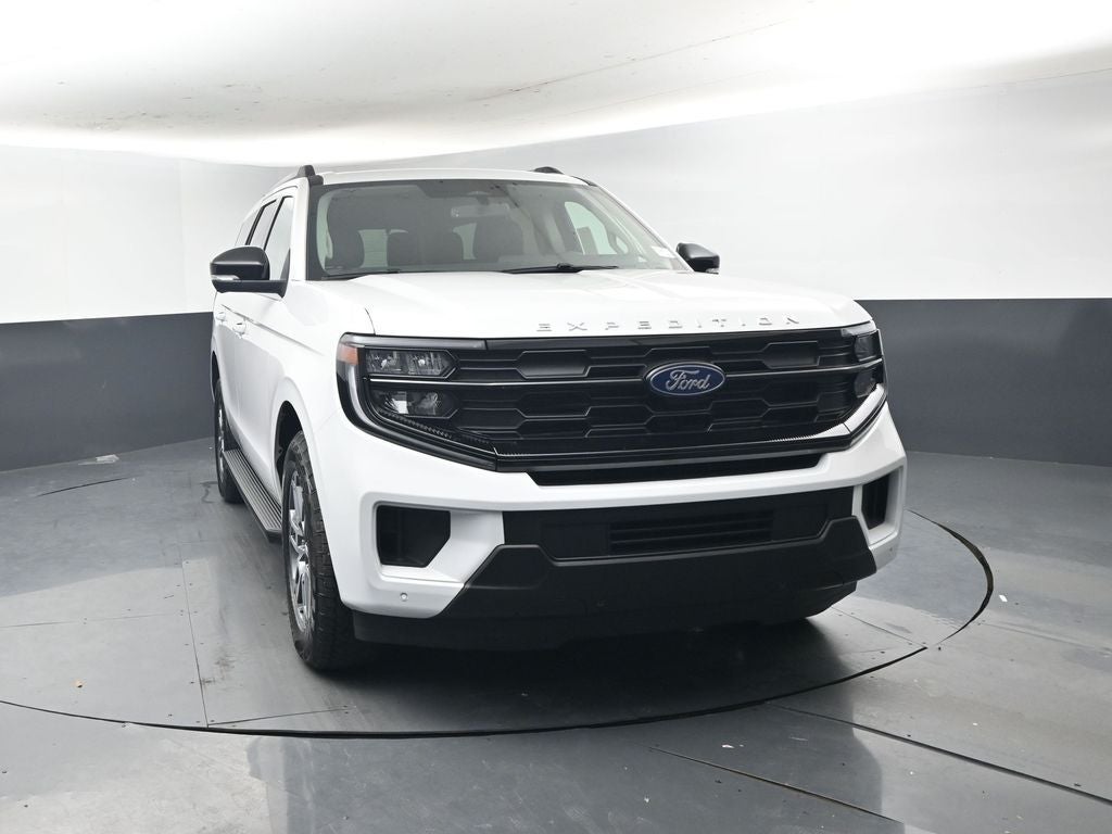 2025 Ford Expedition Active 202A