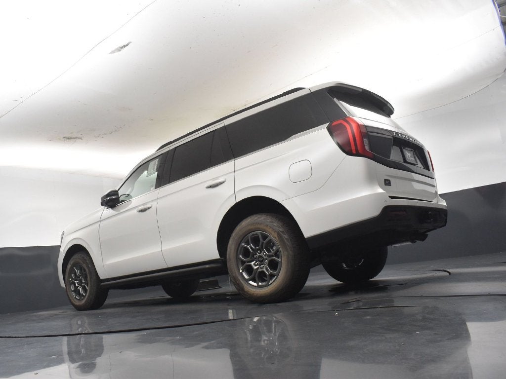 2027 Ford Expedition Active 202A