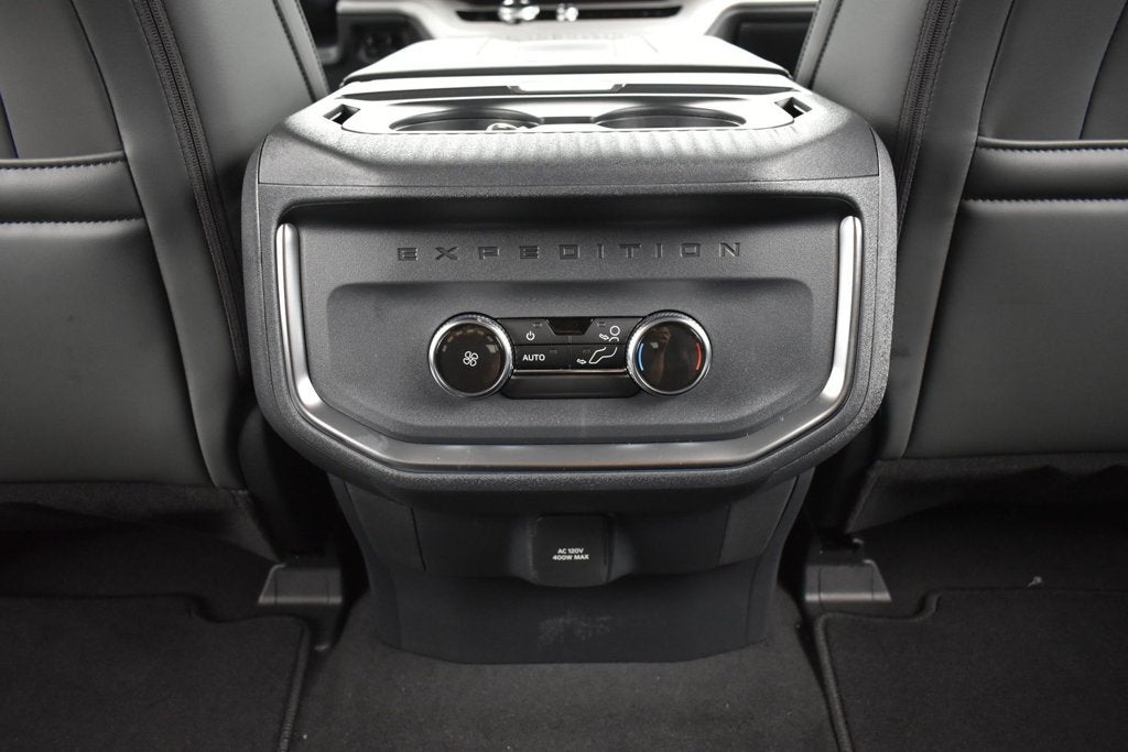 2027 Ford Expedition Active 202A