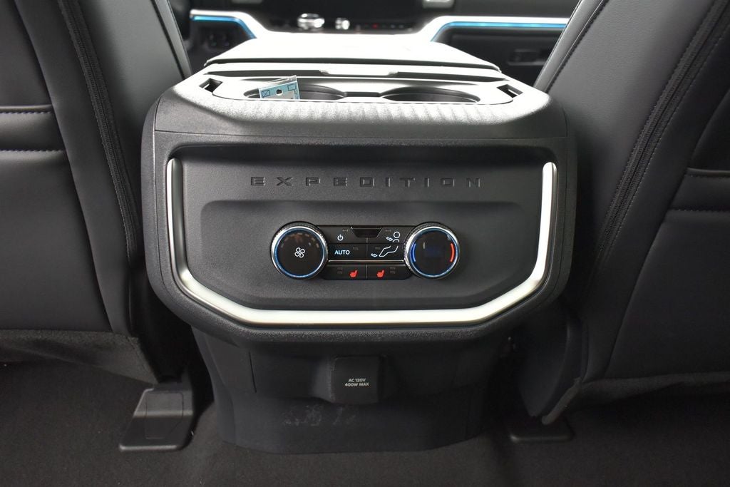 2027 Ford Expedition Platinum 600A