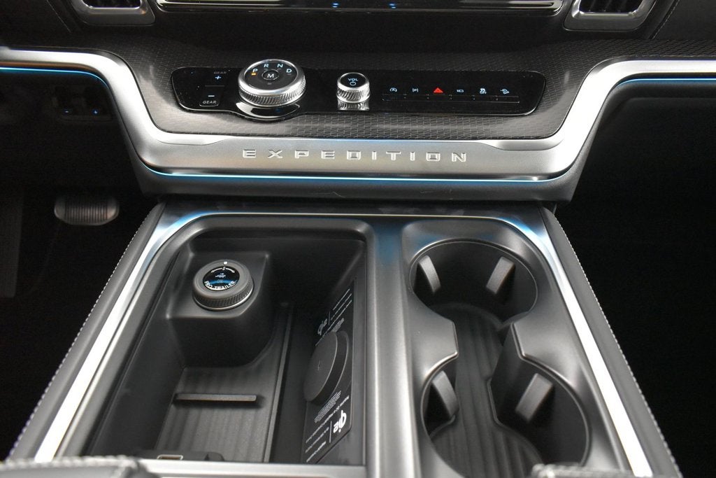 2027 Ford Expedition Platinum 600A