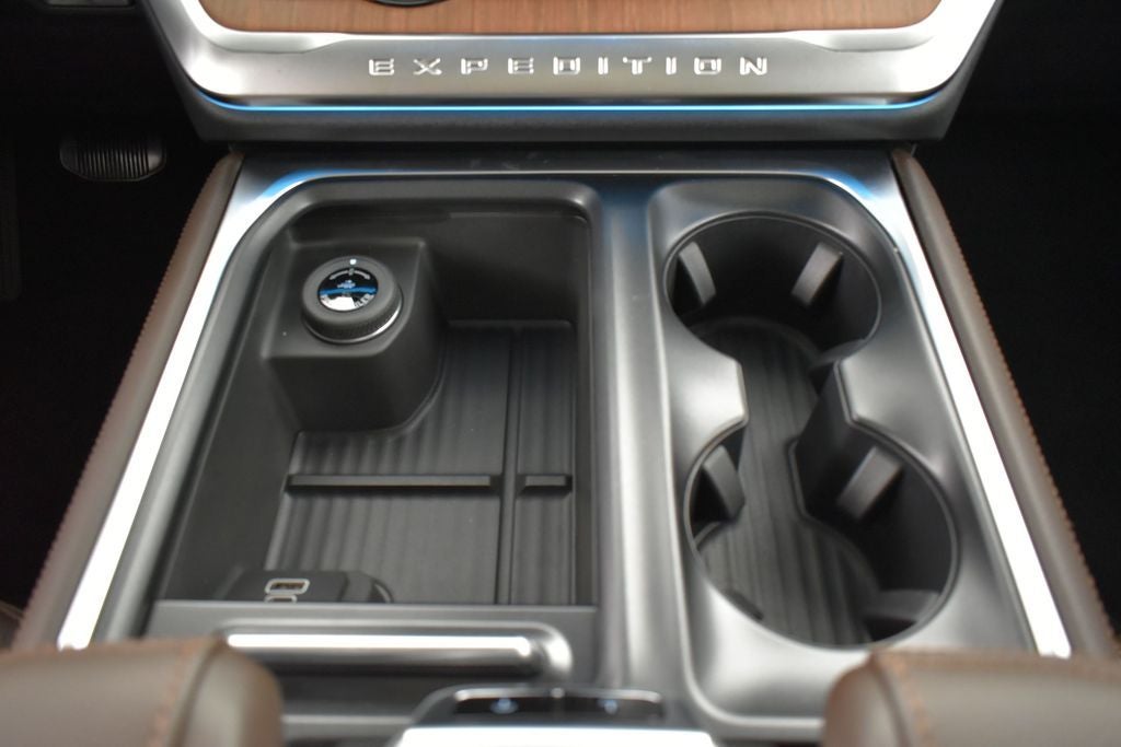 2026 Ford Expedition King Ranch 400A