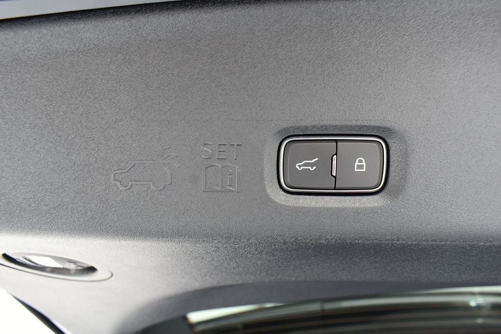 2027 Ford Expedition King Ranch 400A
