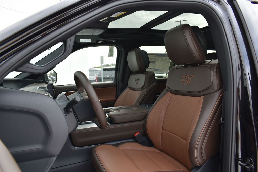 2027 Ford Expedition King Ranch 400A