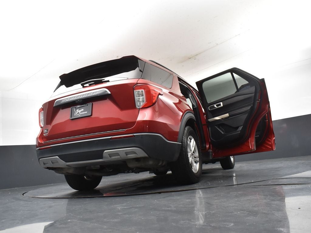 2021 Ford Explorer XLT 202A