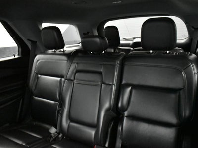 2021 Ford Explorer XLT 202A