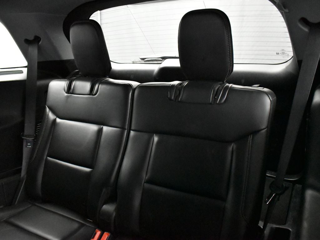 2021 Ford Explorer XLT 202A