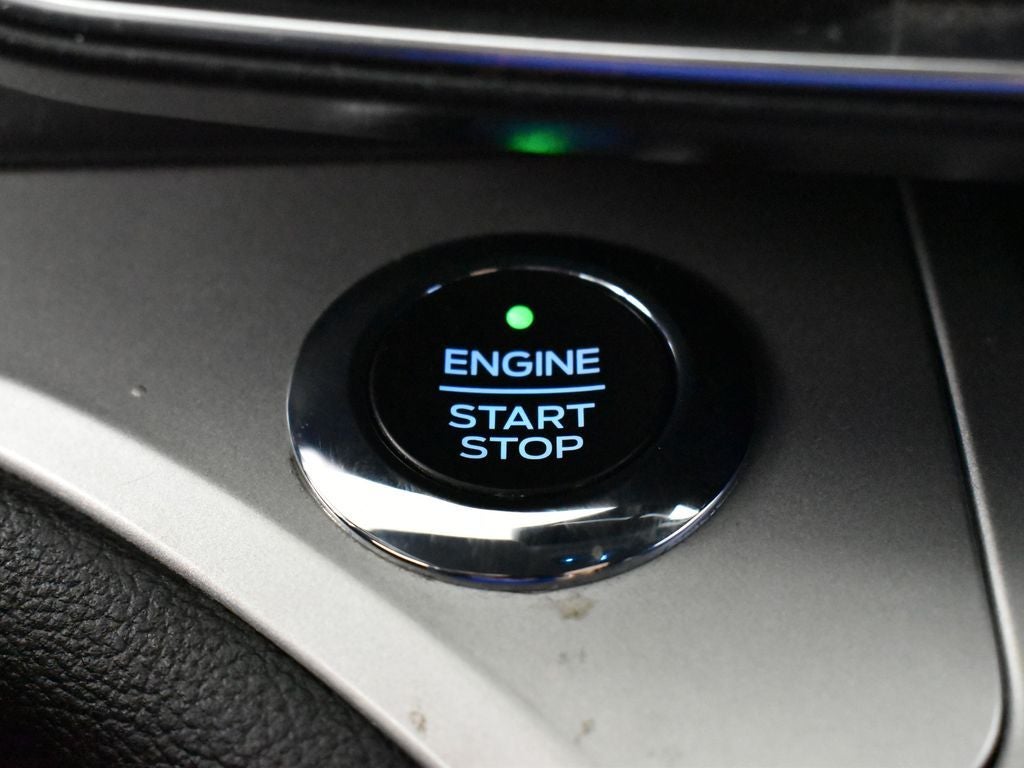 2021 Ford Explorer XLT 202A