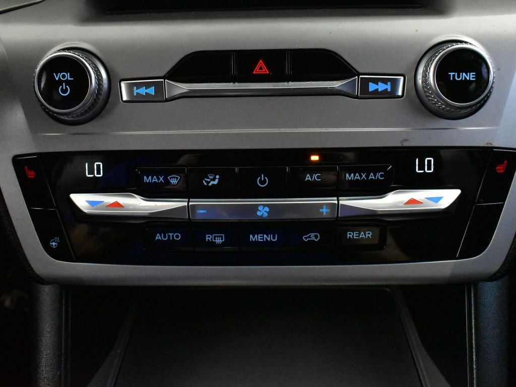 2021 Ford Explorer XLT 202A