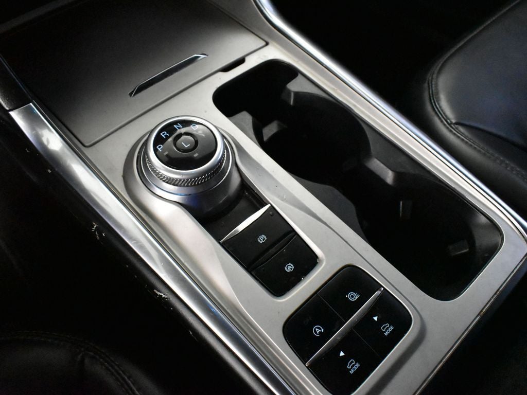 2021 Ford Explorer XLT 202A