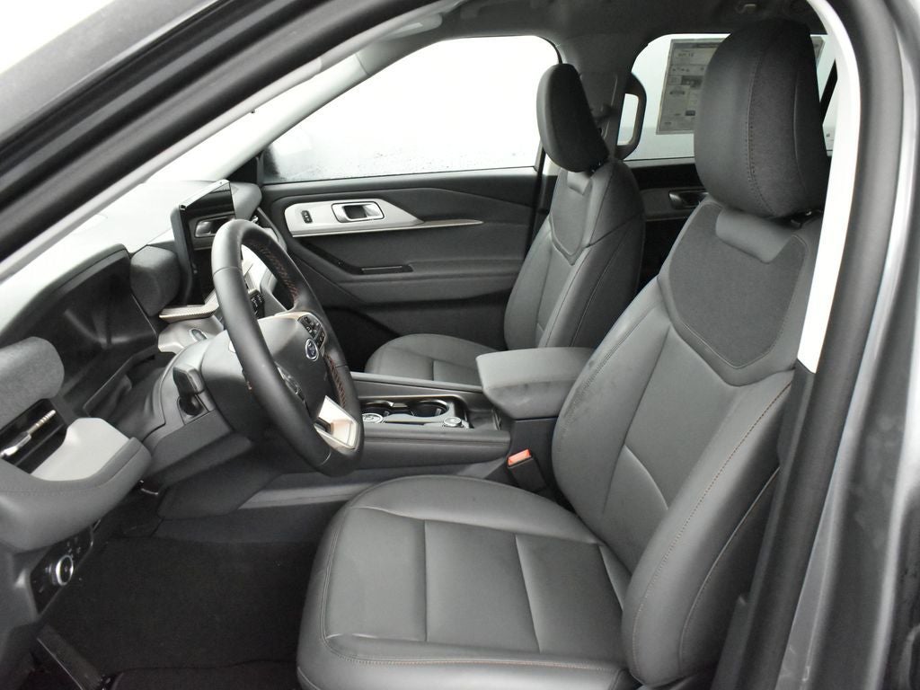 2026 Ford Explorer Active 200A