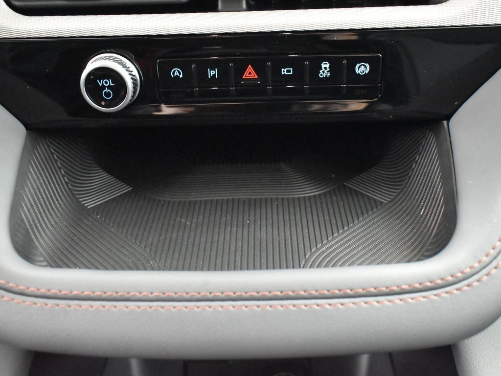 2026 Ford Explorer Active 200A