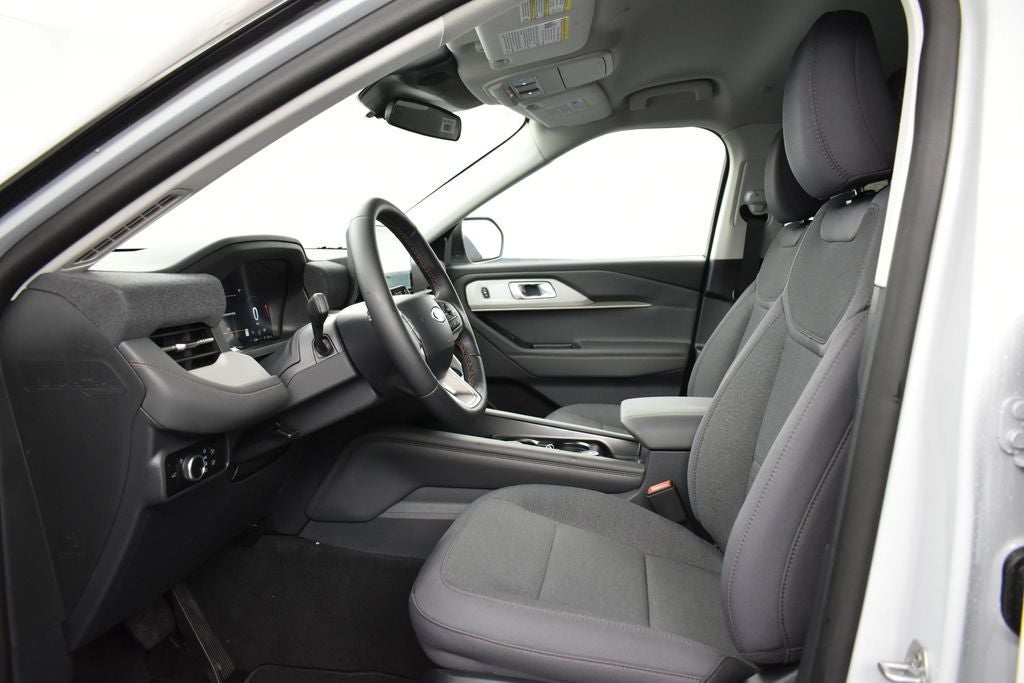 2026 Ford Explorer Active 200A
