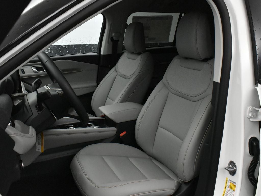 2025 Ford Explorer Active 200A