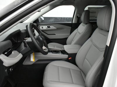 2025 Ford Explorer Active 200A