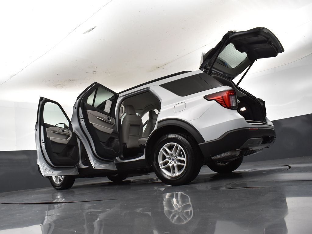 2026 Ford Explorer Active 200A