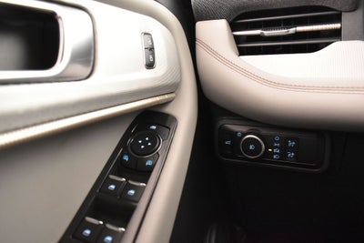 2026 Ford Explorer Active 200A