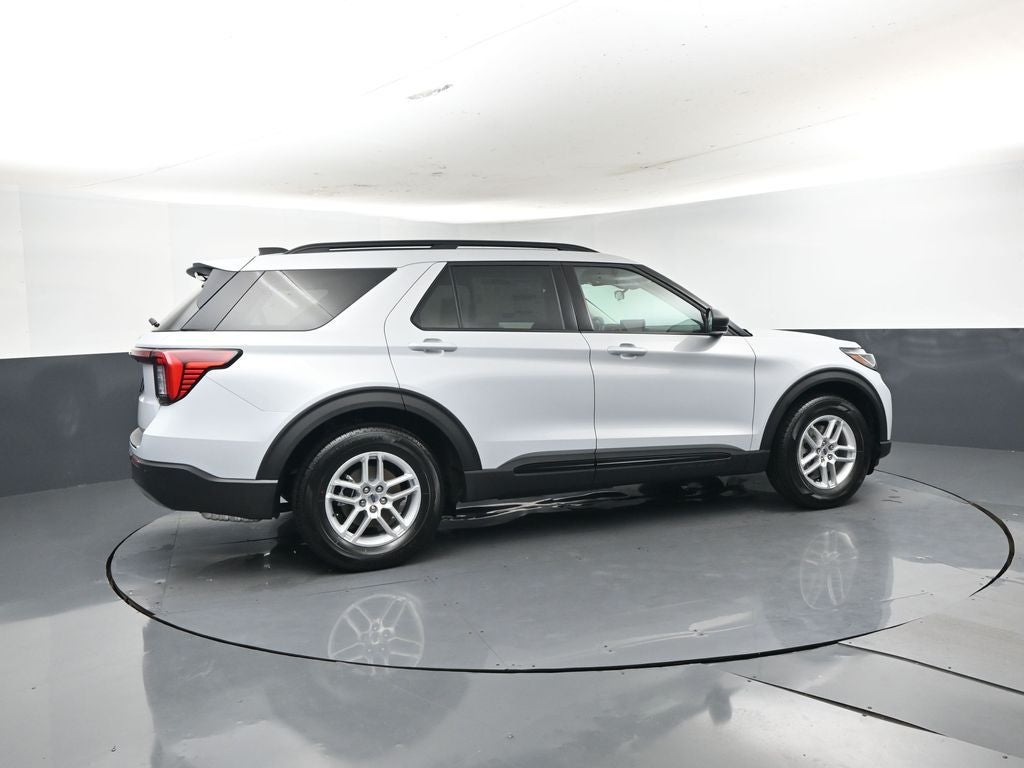 2026 Ford Explorer Active 200A