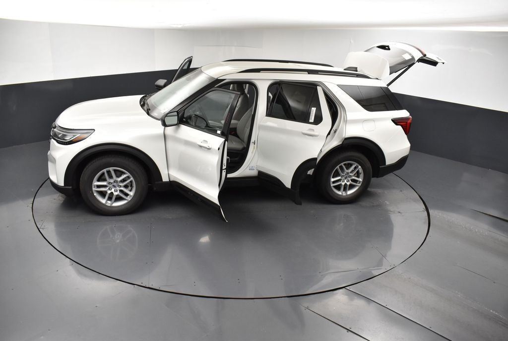 2026 Ford Explorer Active 200A