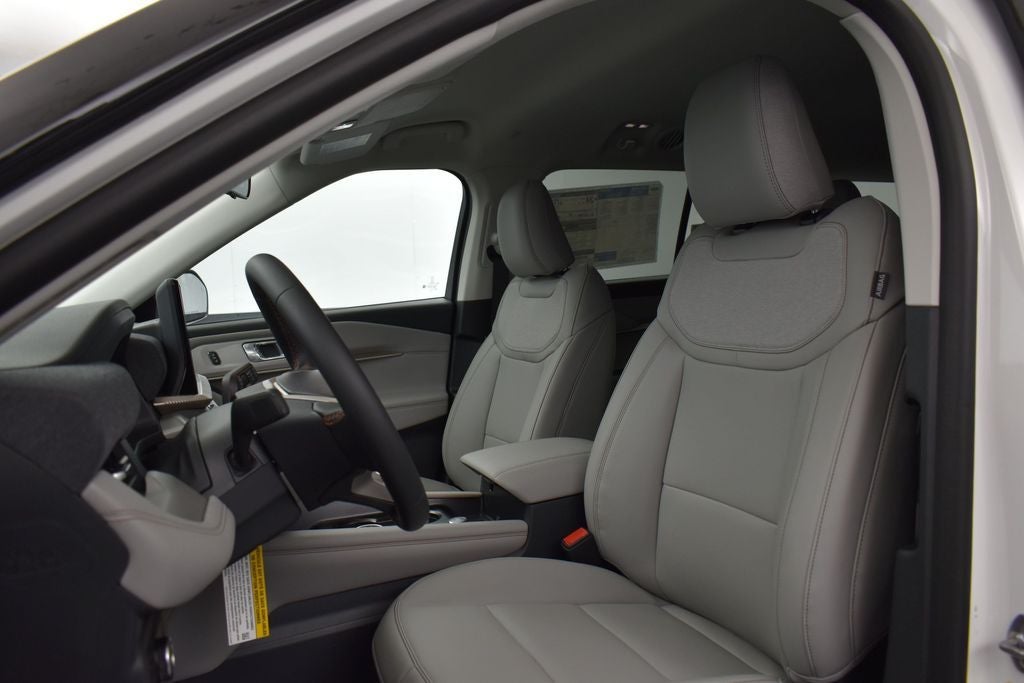 2026 Ford Explorer Active 200A