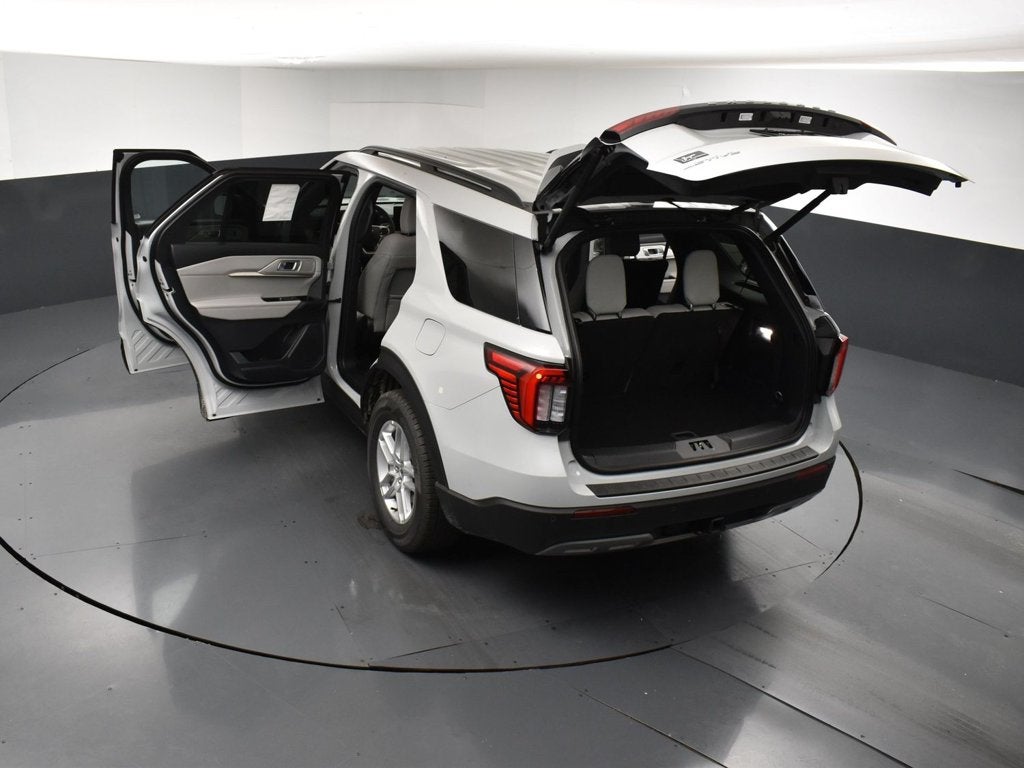 2027 Ford Explorer Active 200A