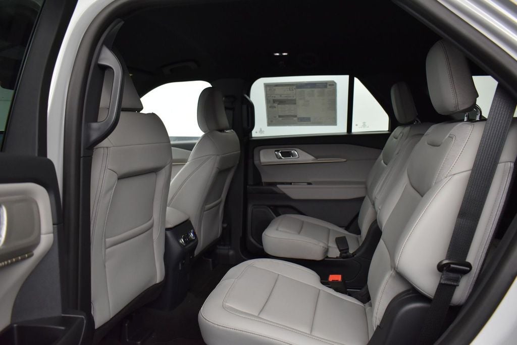 2027 Ford Explorer Active 200A