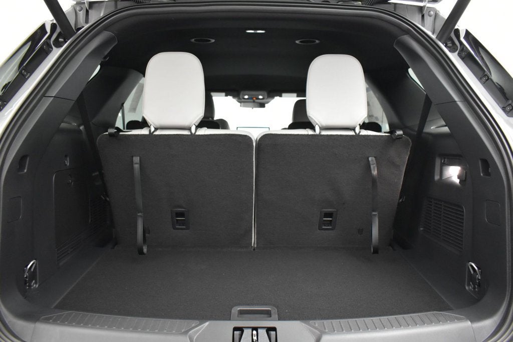 2027 Ford Explorer Active 200A
