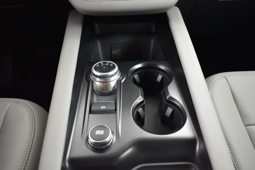 2027 Ford Explorer Active 200A