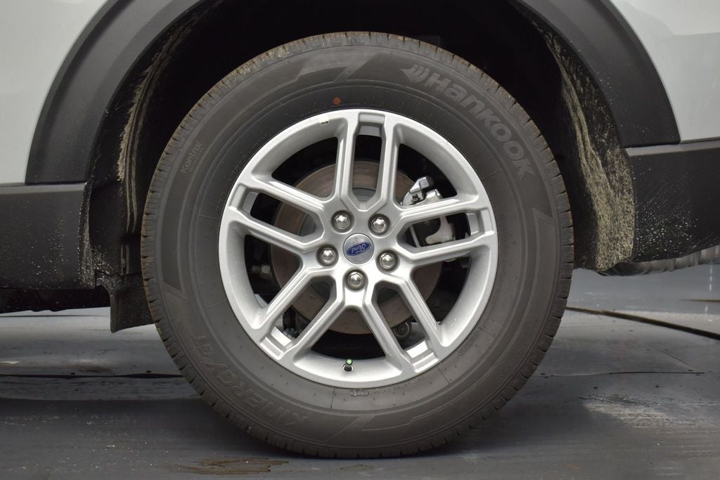 2027 Ford Explorer Active 200A