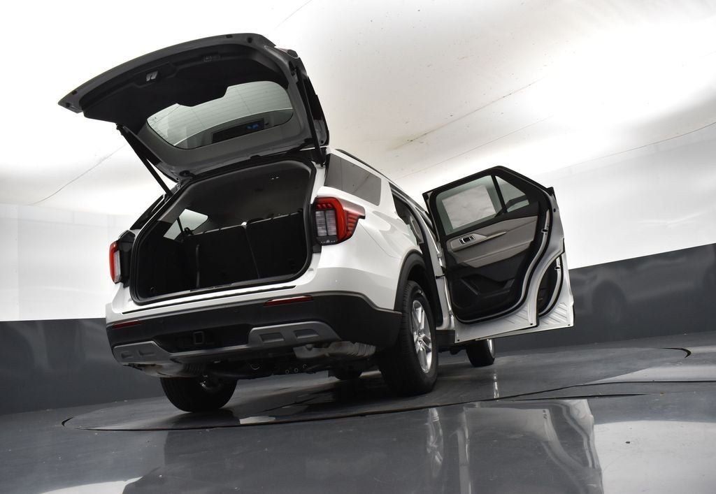 2026 Ford Explorer Active 200A