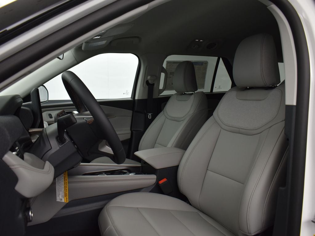 2026 Ford Explorer Active 200A