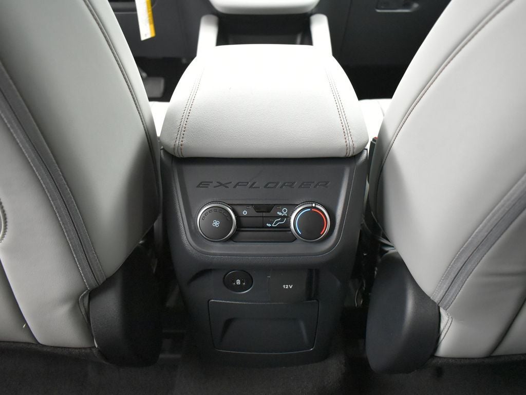 2026 Ford Explorer Active 200A