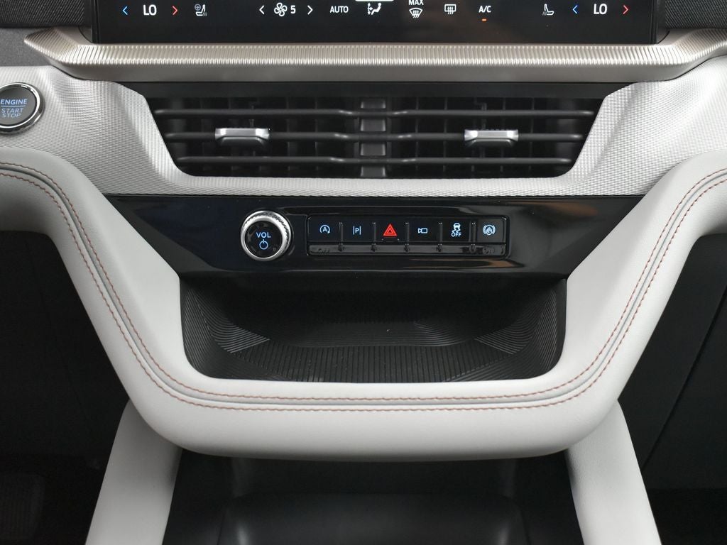 2026 Ford Explorer Active 200A