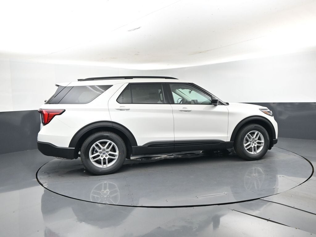 2026 Ford Explorer Active 200A