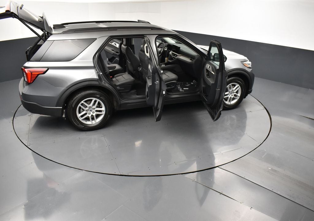 2026 Ford Explorer Active 200A