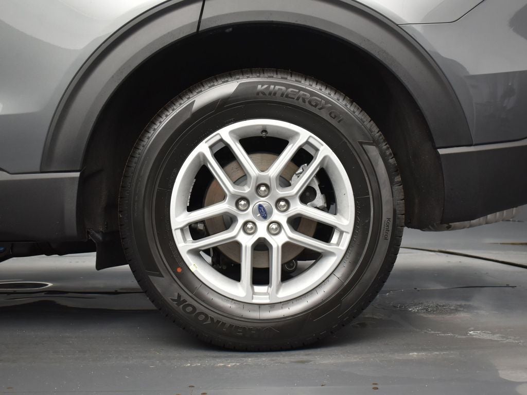 2026 Ford Explorer Active 200A