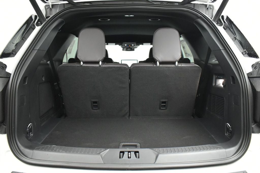 2027 Ford Explorer Platinum 600A