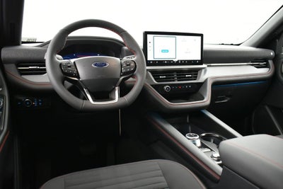 2026 Ford Explorer ST-Line 300A