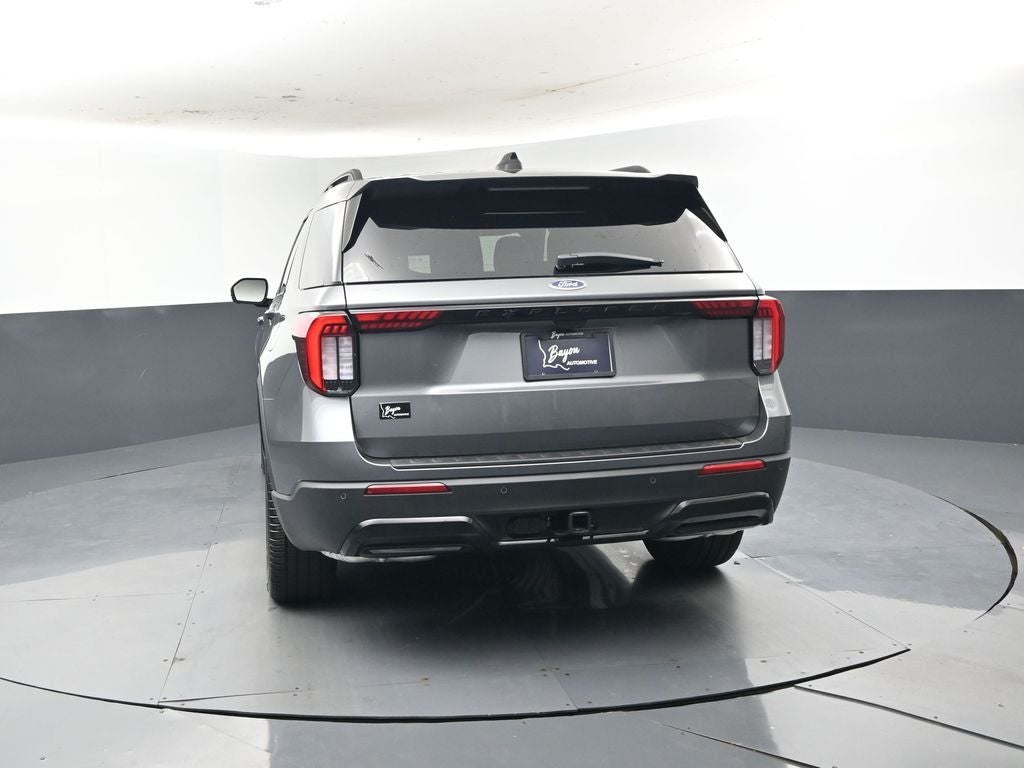 2026 Ford Explorer ST-Line 300A