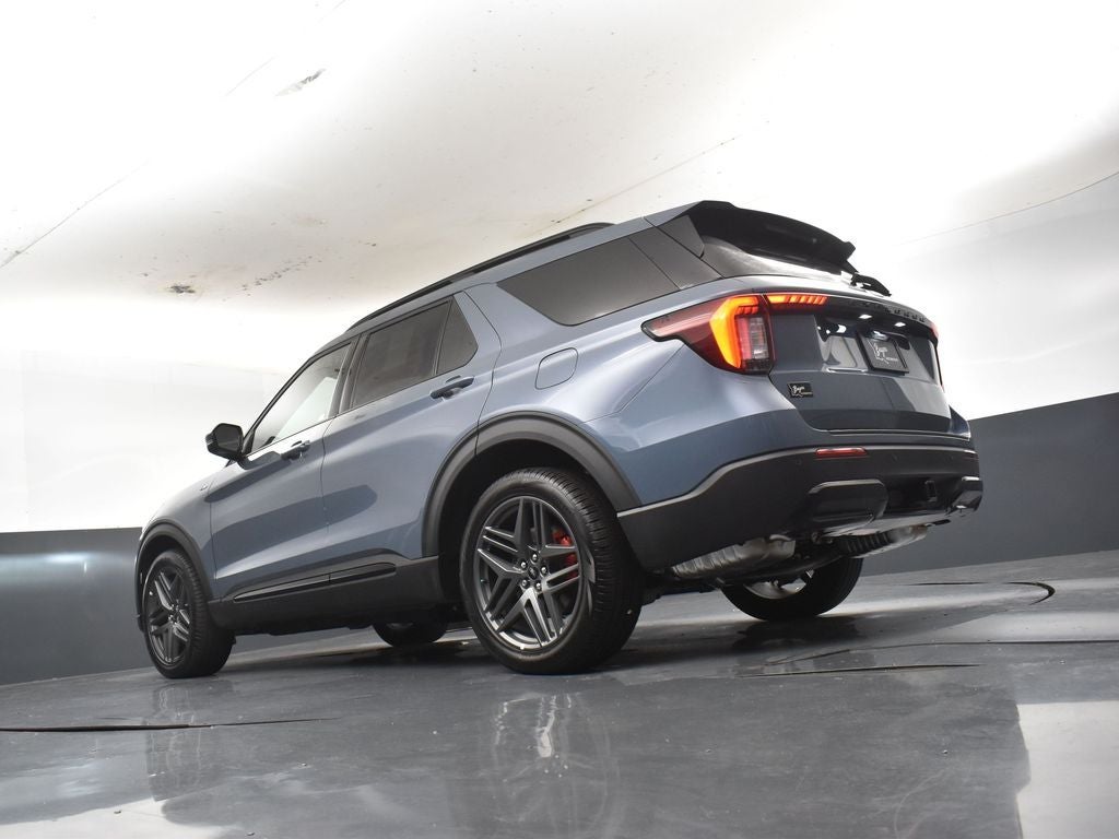2026 Ford Explorer ST-Line 300A