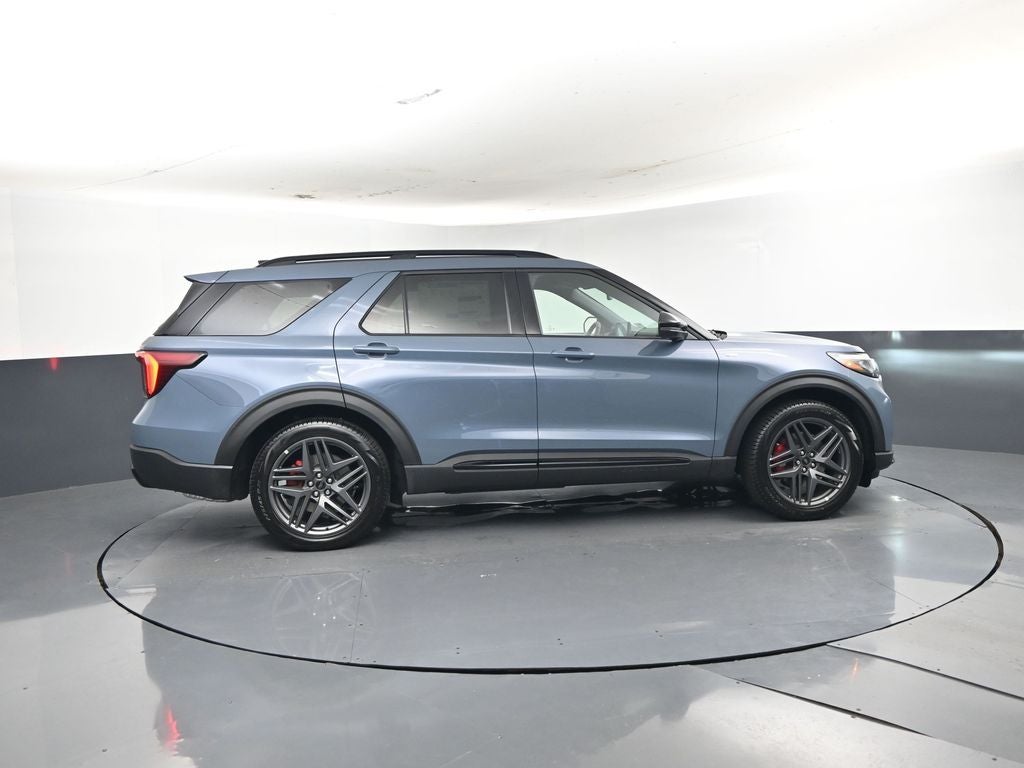 2026 Ford Explorer ST-Line 300A