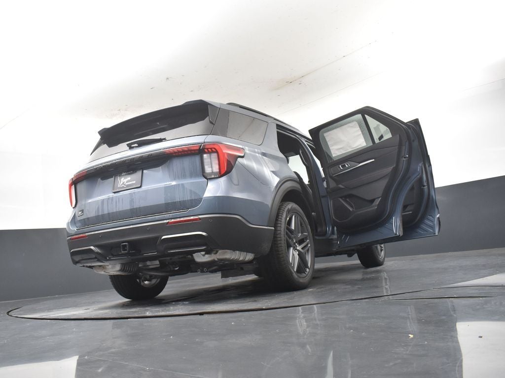 2026 Ford Explorer ST-Line 300A